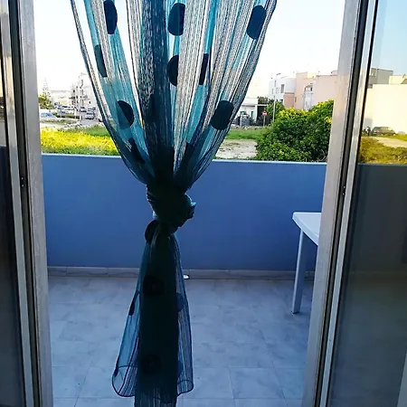 Via Francesco Sforza * Οτράντο